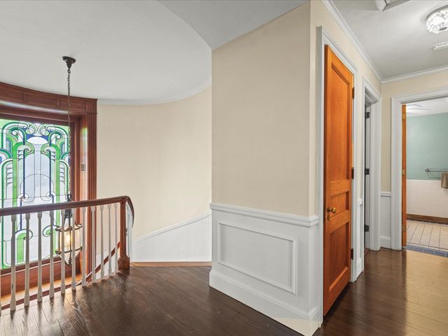 2014 Glenview Road, Rockford, IL 61107