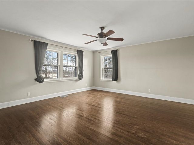 2014 Glenview Road, Rockford, IL 61107