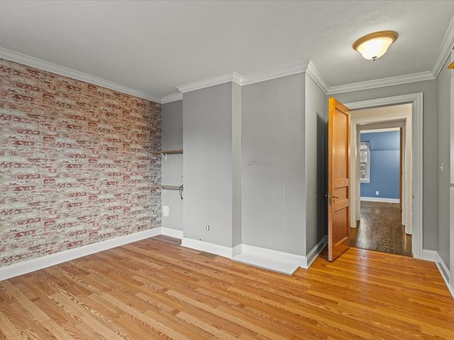 2014 Glenview Road, Rockford, IL 61107