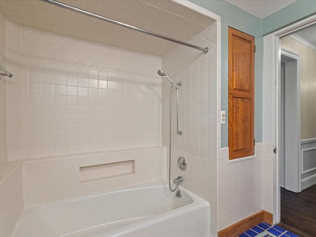 2014 Glenview Road, Rockford, IL 61107