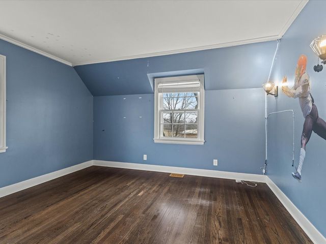 2014 Glenview Road, Rockford, IL 61107