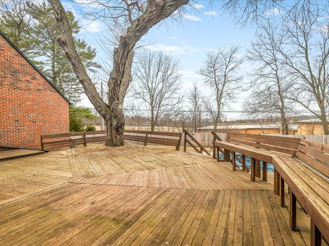 2014 Glenview Road, Rockford, IL 61107