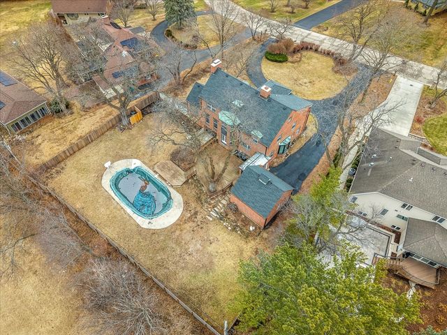 2014 Glenview Road, Rockford, IL 61107