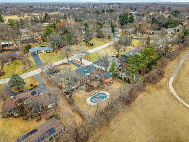 2014 Glenview Road, Rockford, IL 61107