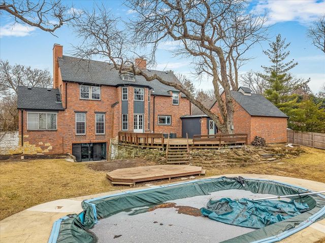 2014 Glenview Road, Rockford, IL 61107