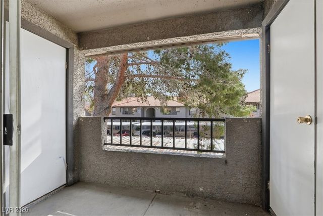 2606 DURANGO Drive 266, Las Vegas, NV 89117