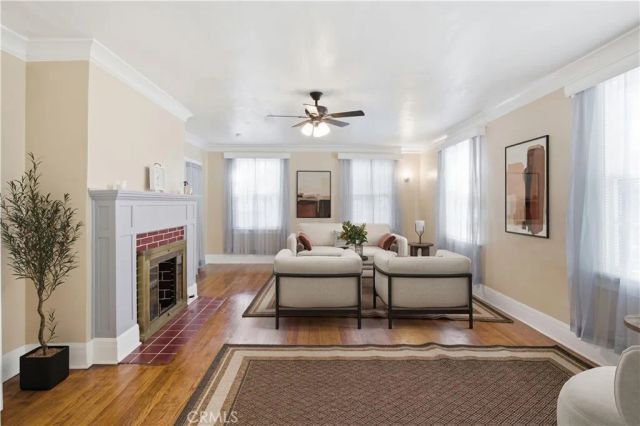 428 S Hoover, Los Angeles, CA 90020