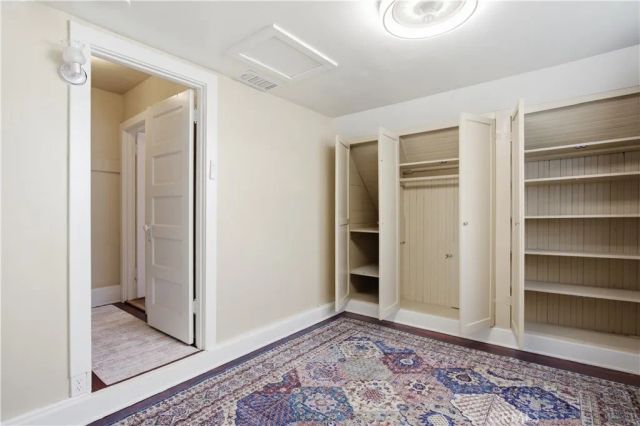 428 S Hoover, Los Angeles, CA 90020