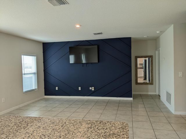 605 Lychee Lane, Fort Pierce, FL 34981