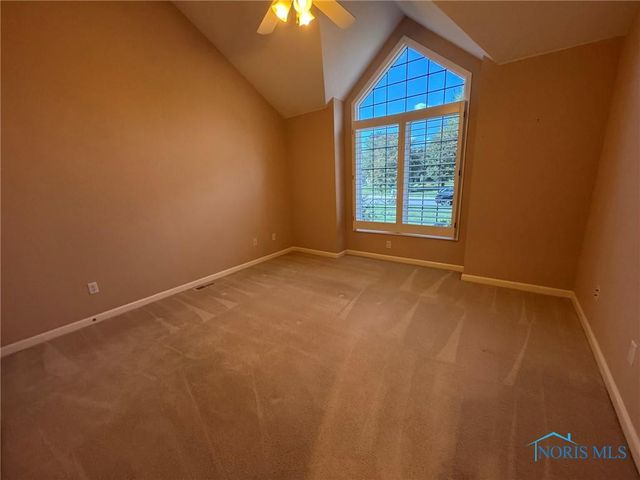 8553 Stone Oak Drive, Holland, OH 43528