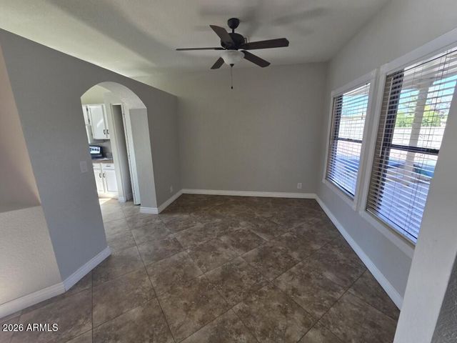 850 E VAUGHN Avenue, Gilbert, AZ 85234