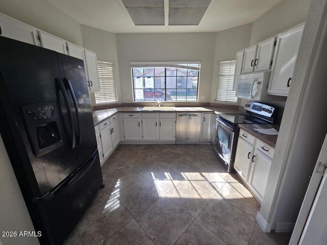 850 E VAUGHN Avenue, Gilbert, AZ 85234