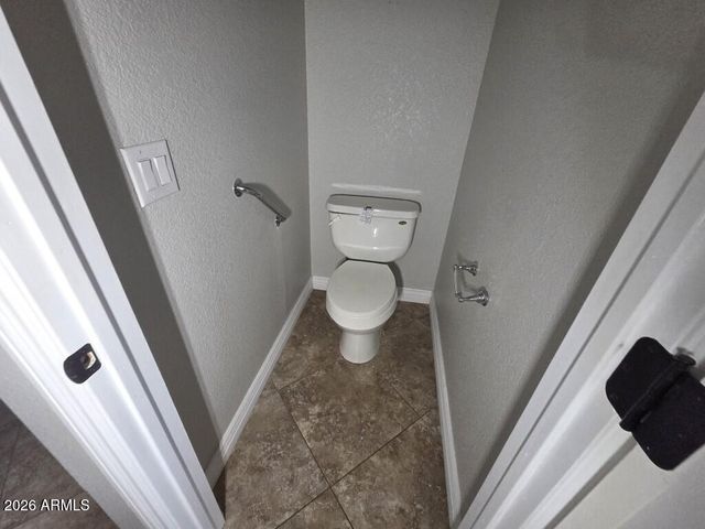 850 E VAUGHN Avenue, Gilbert, AZ 85234