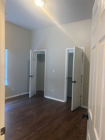 2009 Del Simmons Drive, Edmond, OK 73003