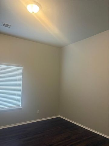 2009 Del Simmons Drive, Edmond, OK 73003