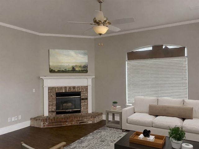 2009 Del Simmons Drive, Edmond, OK 73003