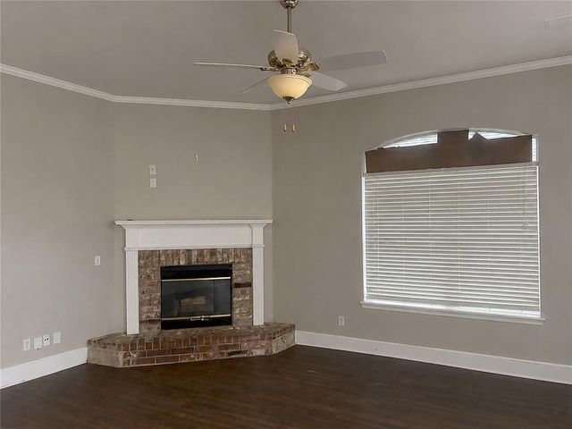 2009 Del Simmons Drive, Edmond, OK 73003