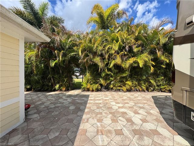 LOT 311 3135 E Riverbend Resort BLVD, Labelle, FL 33935