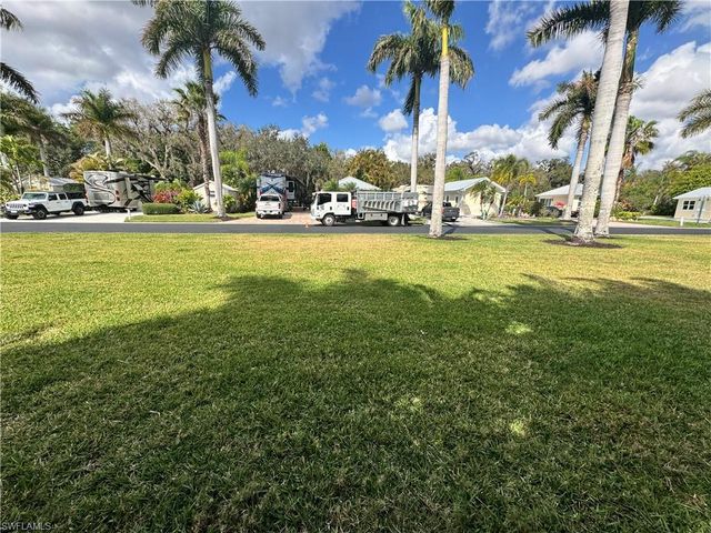 LOT 311 3135 E Riverbend Resort BLVD, Labelle, FL 33935