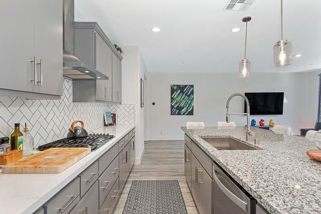 5708 Kassandra Pl, Rohnert Park, CA 94928