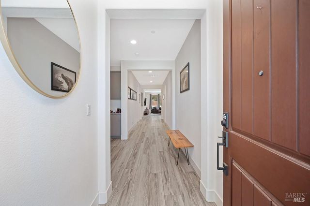 5708 Kassandra Pl, Rohnert Park, CA 94928