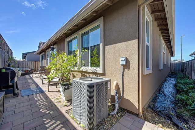 5708 Kassandra Pl, Rohnert Park, CA 94928