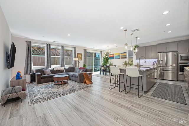 5708 Kassandra Pl, Rohnert Park, CA 94928