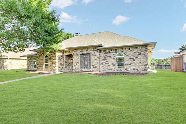 1824 Sacramento Terrace, Plano, TX 75075