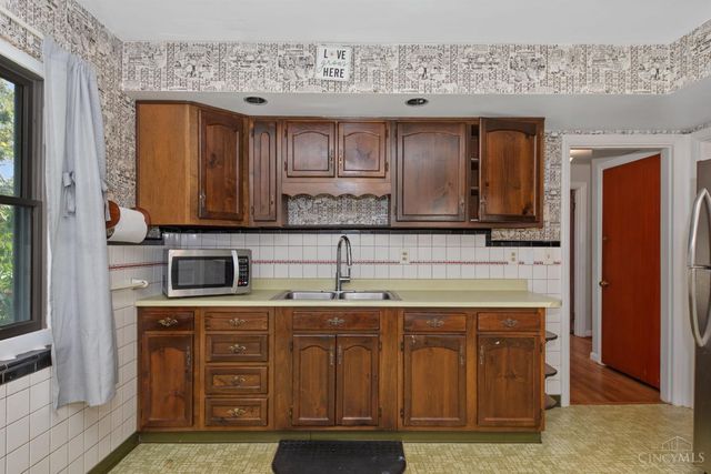 3270 Renfro Avenue, Cincinnati, OH 45211