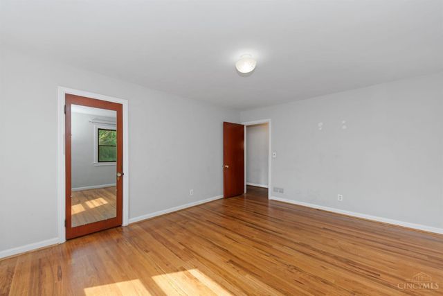 3270 Renfro Avenue, Cincinnati, OH 45211
