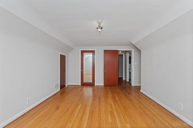 3270 Renfro Avenue, Cincinnati, OH 45211