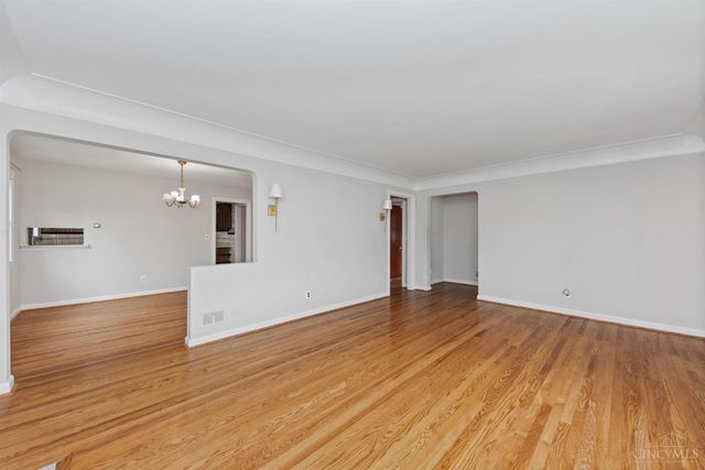 3270 Renfro Avenue, Cincinnati, OH 45211