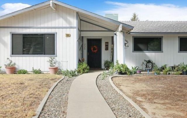 460 W Sacramento Street, Coalinga, CA 93210