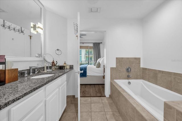 1238 E KENNEDY BOULEVARD 802, Tampa, FL 33602