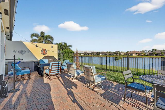 12895 SW Lake Fern Circle, Port St Lucie, FL 34987