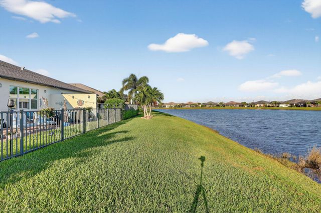 12895 SW Lake Fern Circle, Port St Lucie, FL 34987