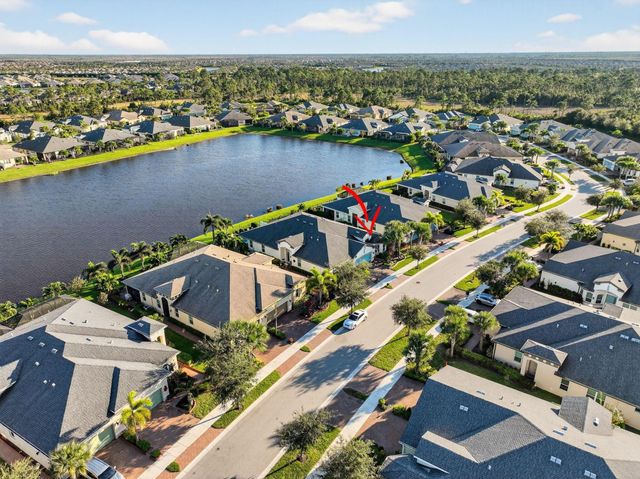 12895 SW Lake Fern Circle, Port St Lucie, FL 34987