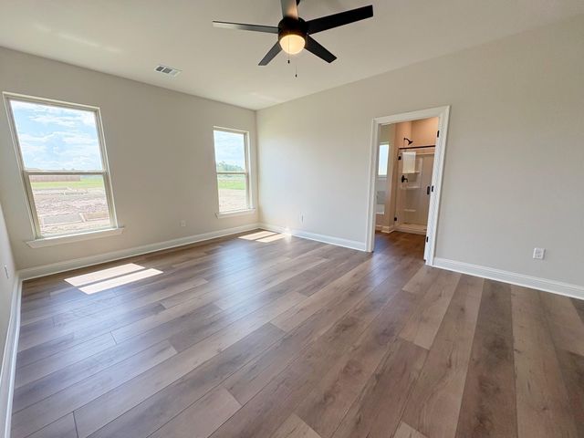 1240 Little Cypress Loop, Orange, TX 77632