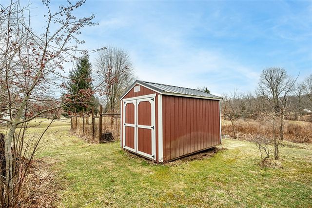 67 George Junior Rd, Pine Twp, PA 16127