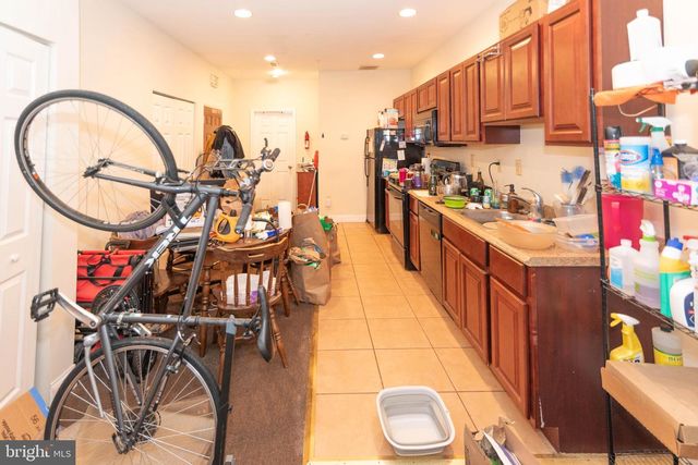 2227 SAINT PAUL ST, Baltimore, MD 21218