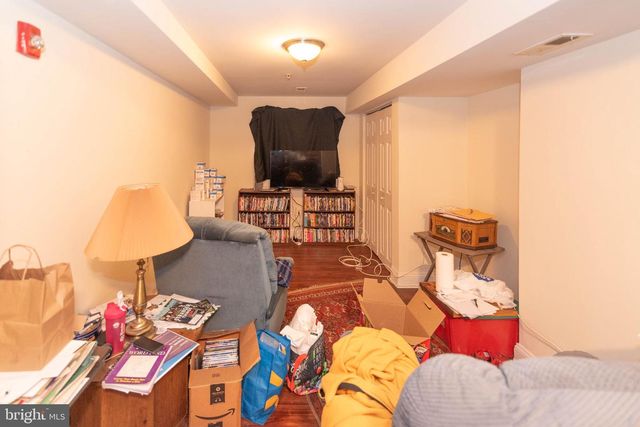 2227 SAINT PAUL ST, Baltimore, MD 21218