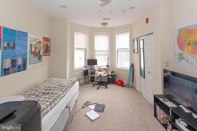 2227 SAINT PAUL ST, Baltimore, MD 21218