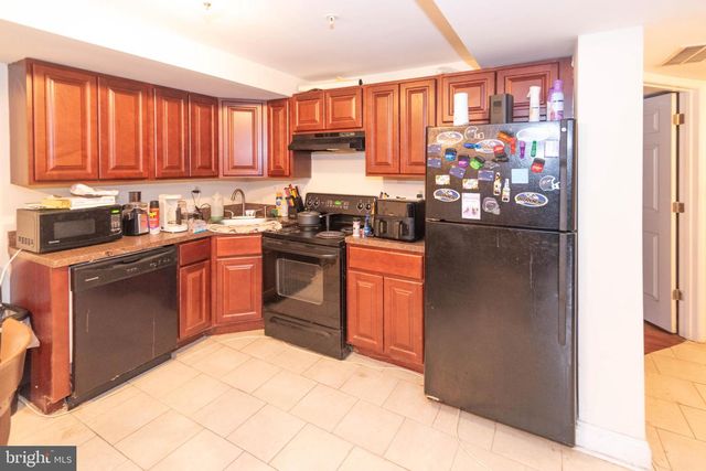 2227 SAINT PAUL ST, Baltimore, MD 21218