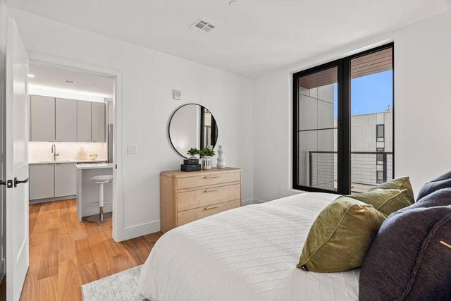 1515 Commonwealth Ave 614, Boston, MA 02135