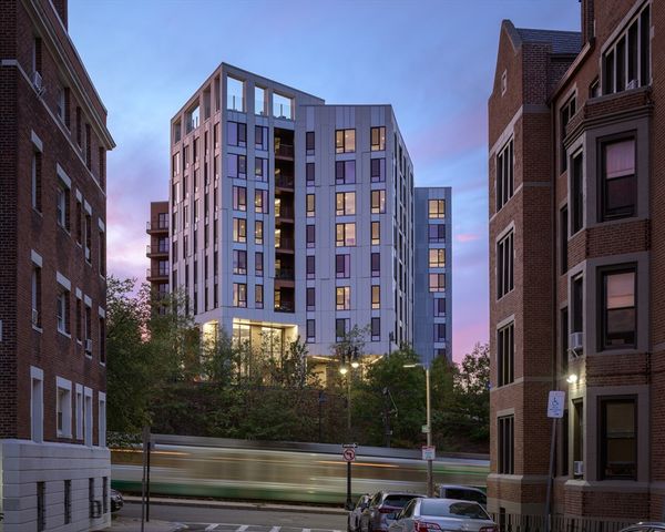 1515 Commonwealth Ave 614, Boston, MA 02135