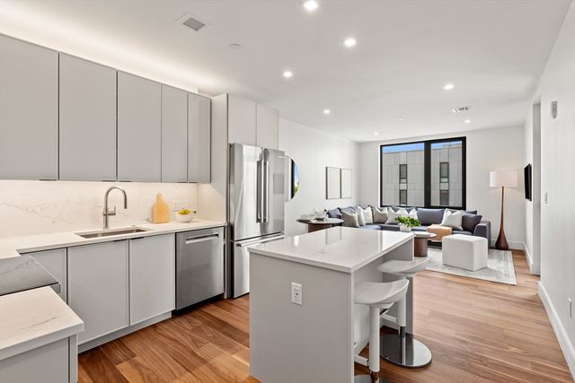 1515 Commonwealth Ave 614, Boston, MA 02135