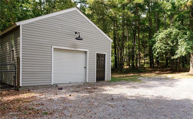 2641 E Hermitage Road, Kingston, GA 30145