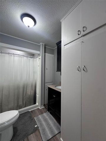 11000 S Hwy 71, El Campo, TX 77437