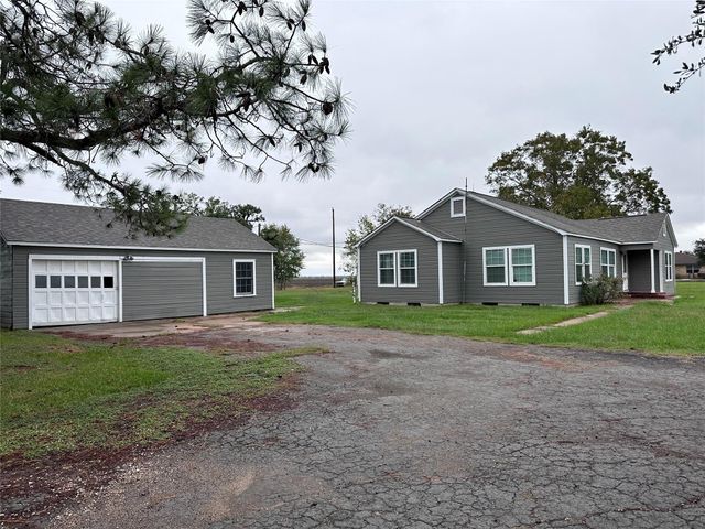 11000 S Hwy 71, El Campo, TX 77437