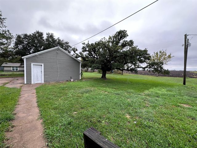 11000 S Hwy 71, El Campo, TX 77437